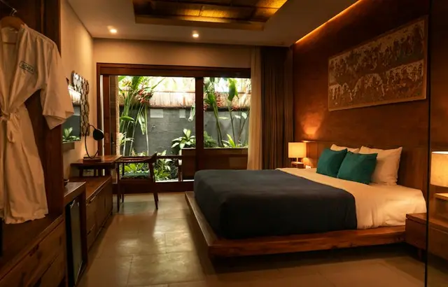 Hotel Booking
